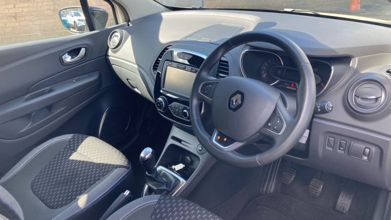 Renault Captur 0.9 TCE 90 Dynamique S Nav 5dr Petrol Hatchback